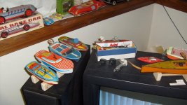 Toys 001.jpg