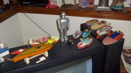Toys 002.jpg